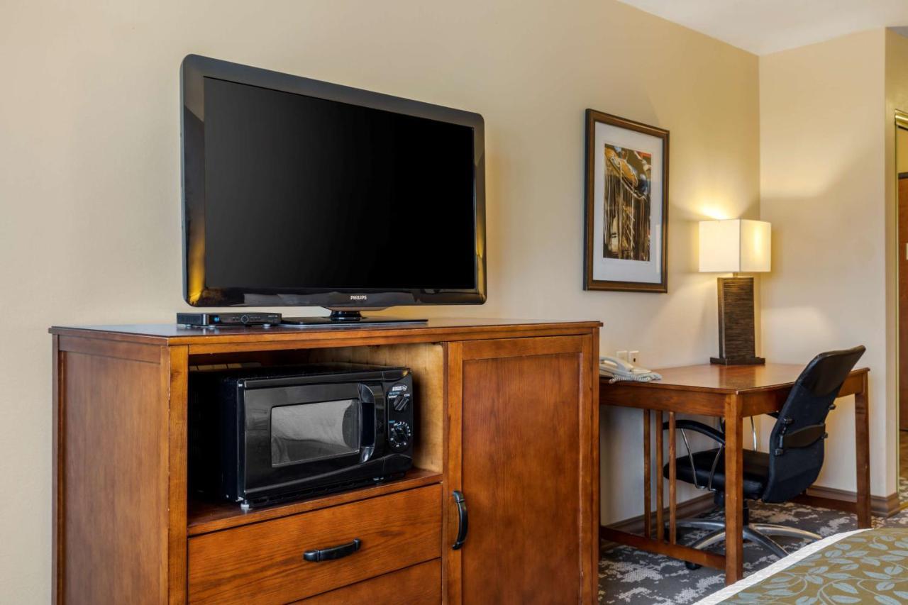 Clarendon Best Western Plus Red River Inn מראה חיצוני תמונה