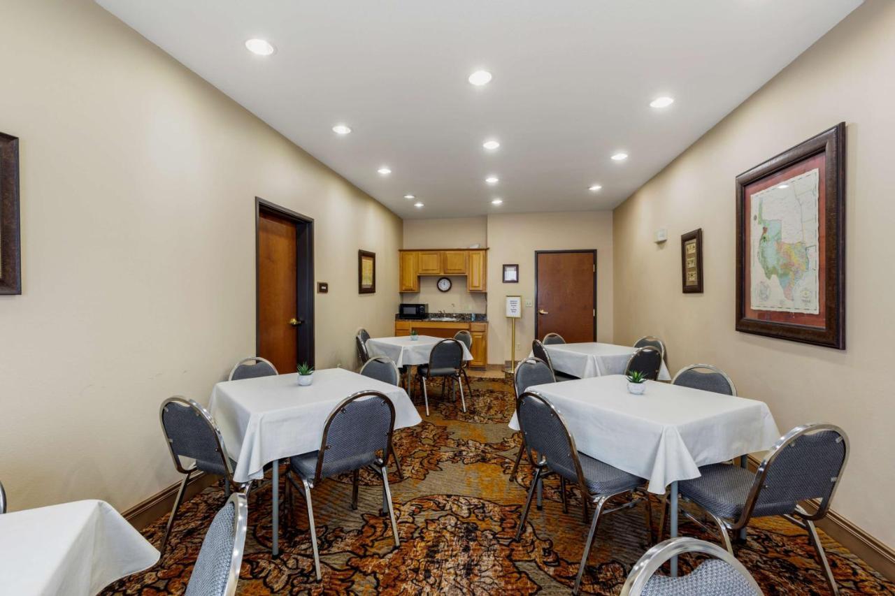 Clarendon Best Western Plus Red River Inn מראה חיצוני תמונה