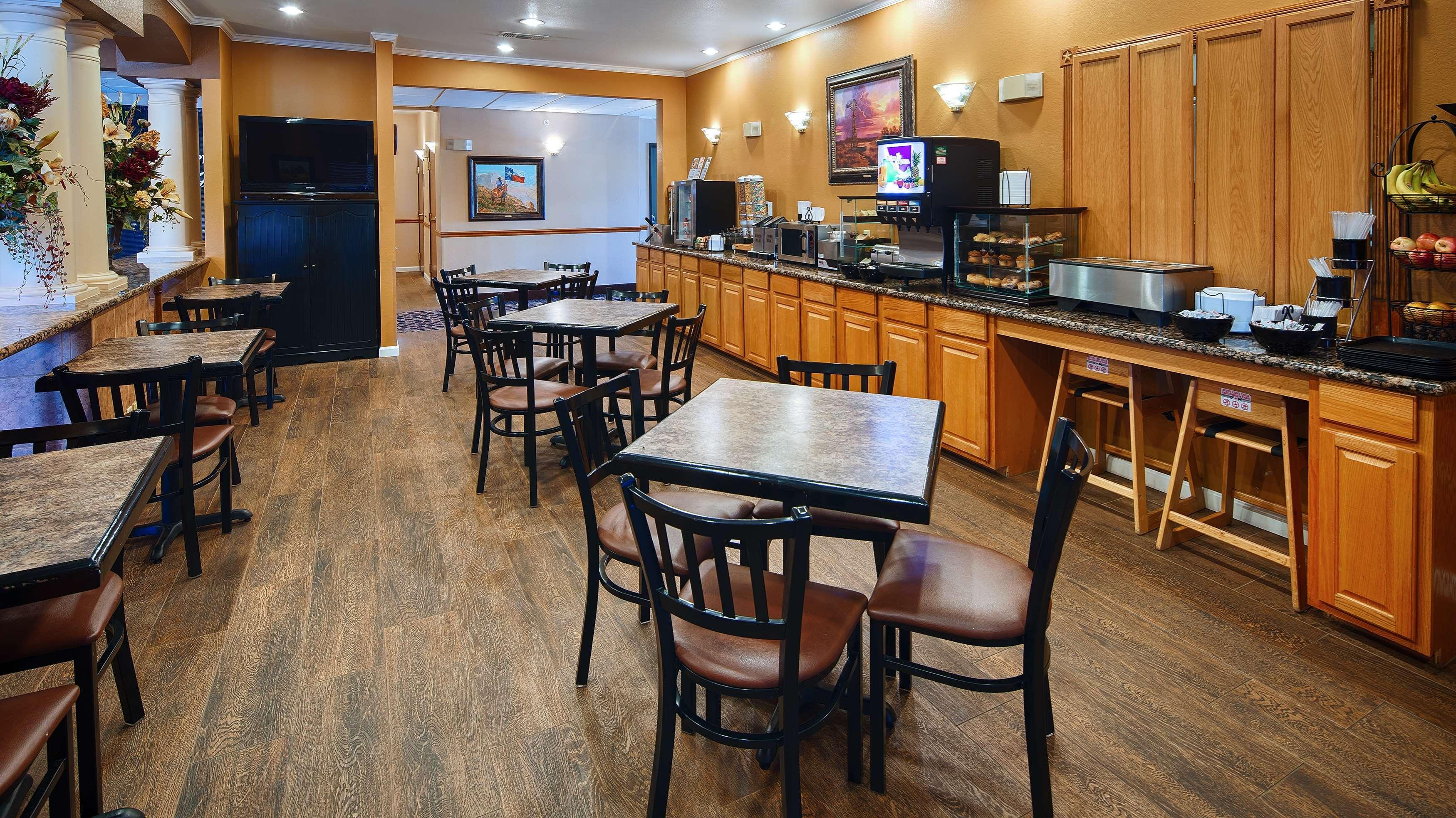 Clarendon Best Western Plus Red River Inn מראה חיצוני תמונה