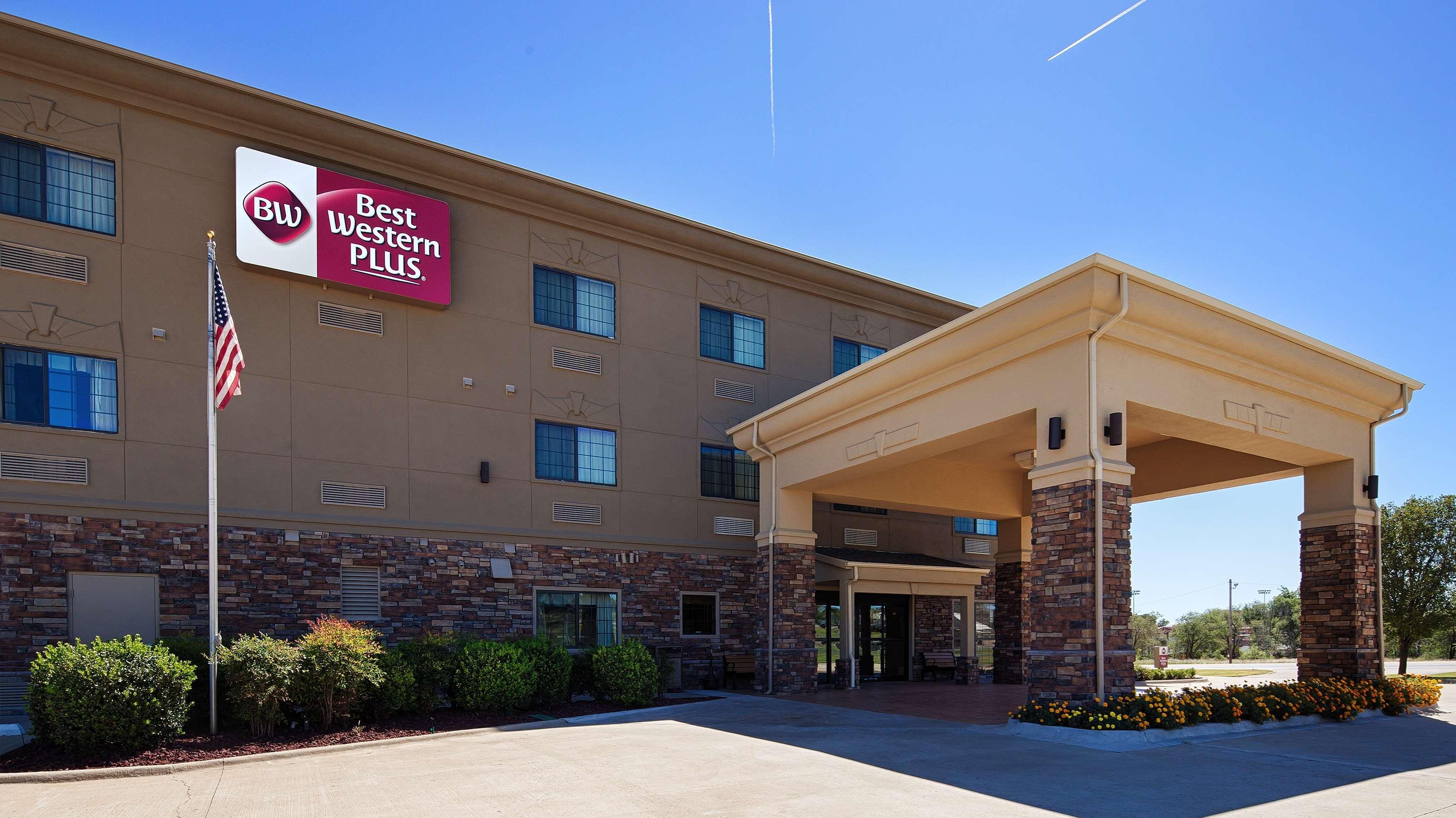 Clarendon Best Western Plus Red River Inn מראה חיצוני תמונה