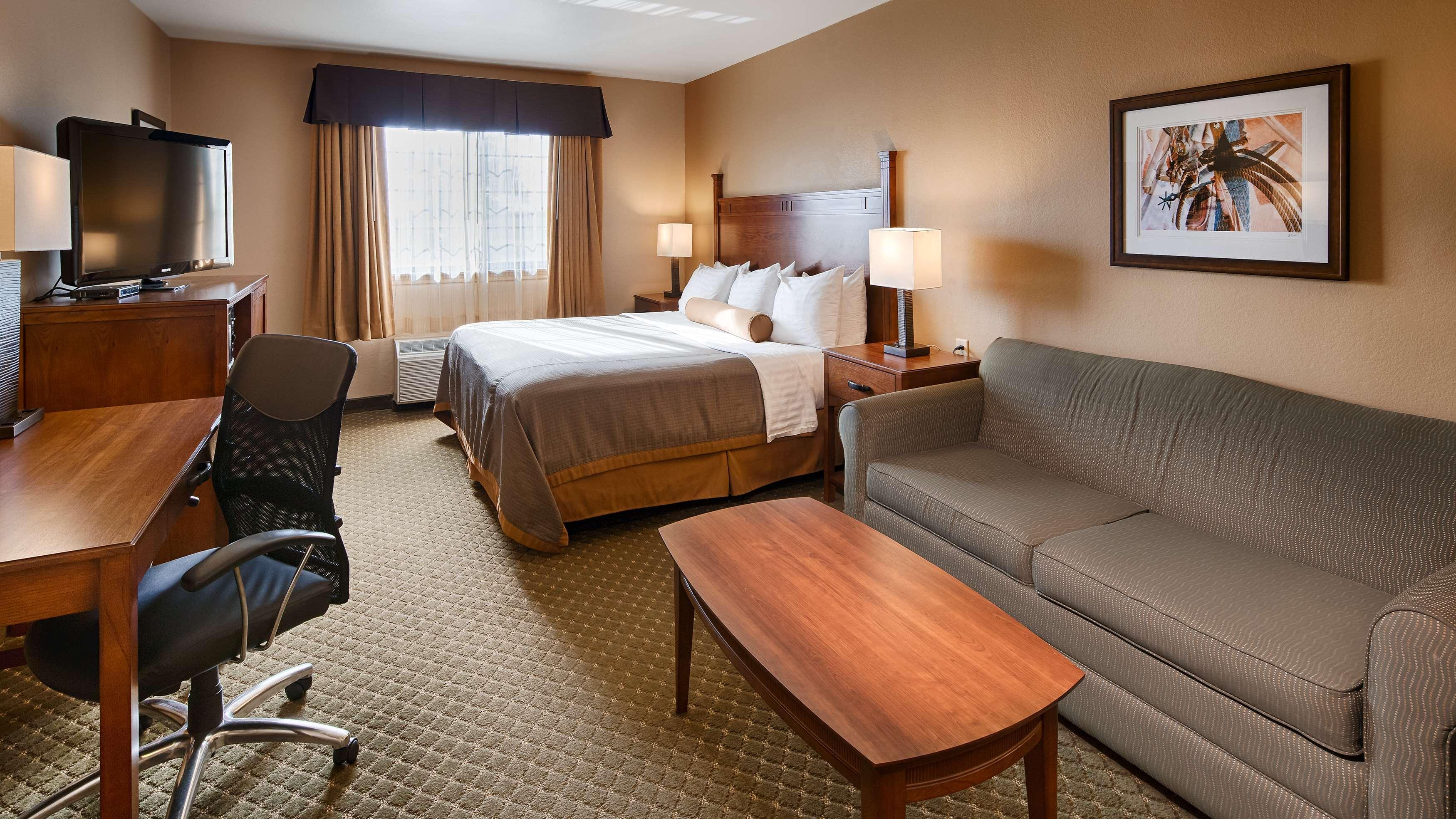 Clarendon Best Western Plus Red River Inn מראה חיצוני תמונה